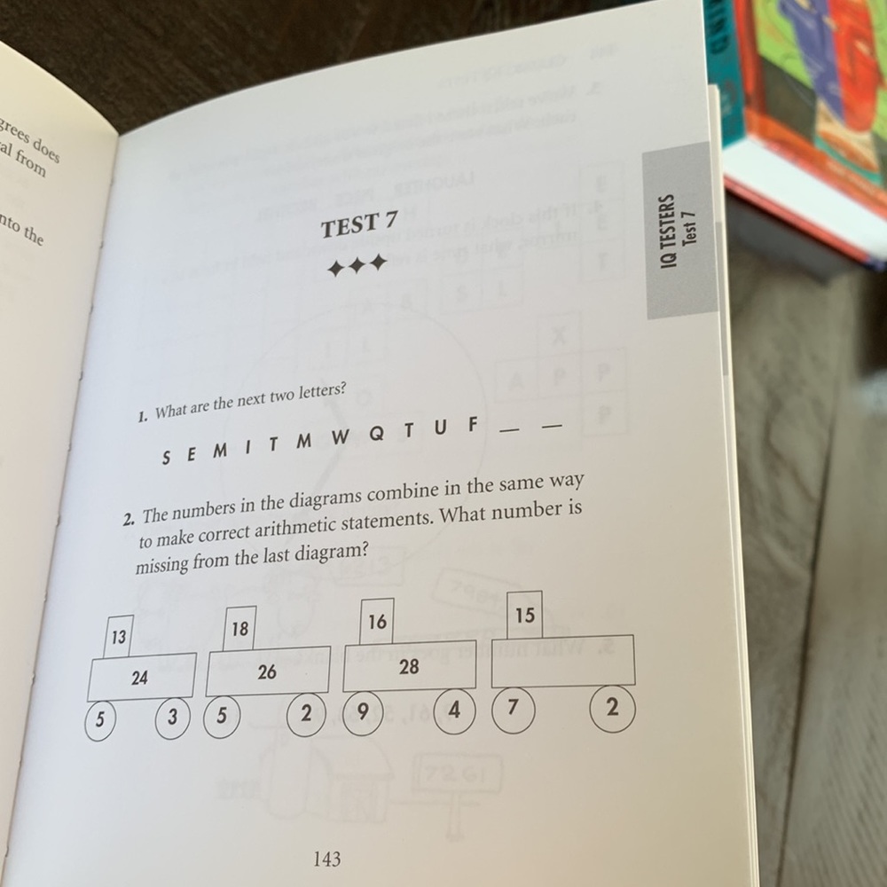 Books - Picture 11 of 17